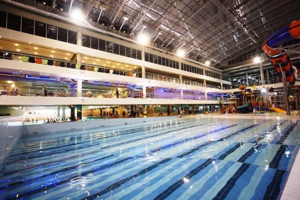 โรงแรมลันด์เฮาส์ โบรวารี ภายนอก รูปภาพ